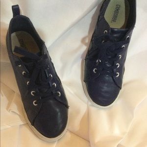 Navy Blue Gymboree Shoes in Size 4